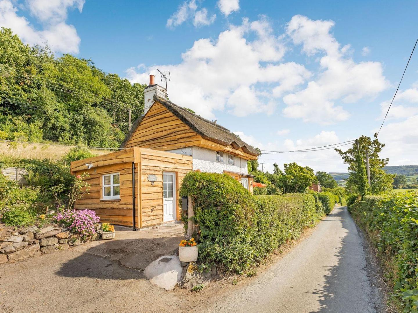 Elsie's Cottage Pontesbury Exteriör bild